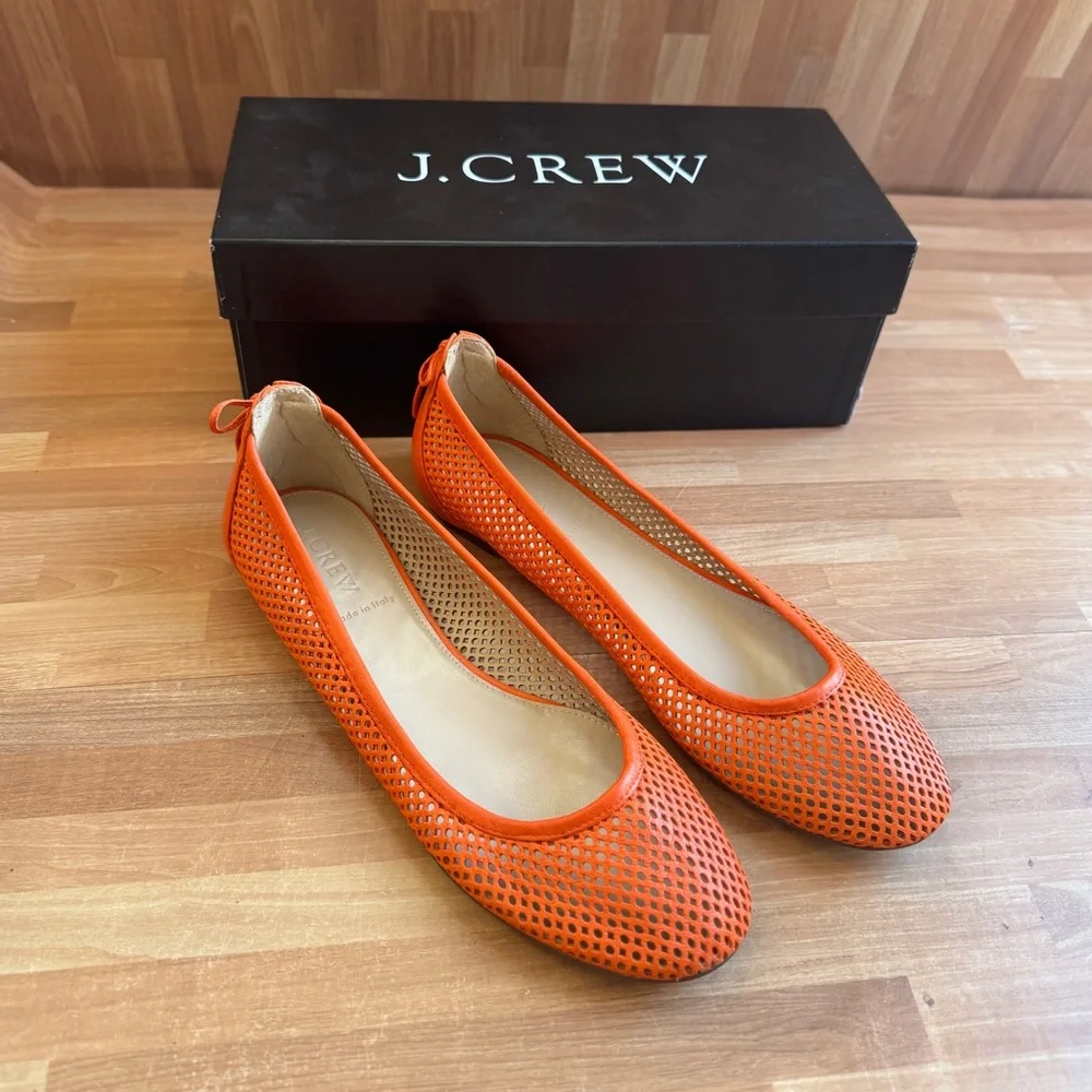 Quorra  flats, modern red color, size 8.5 
Italian leather - Picture 15 of 15
